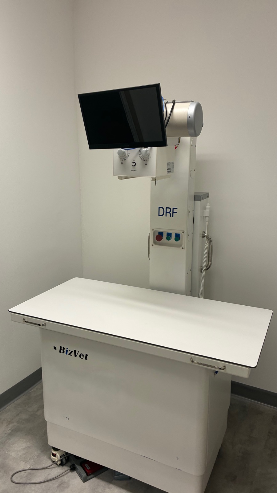 Digital radiography room at the Colvet practice